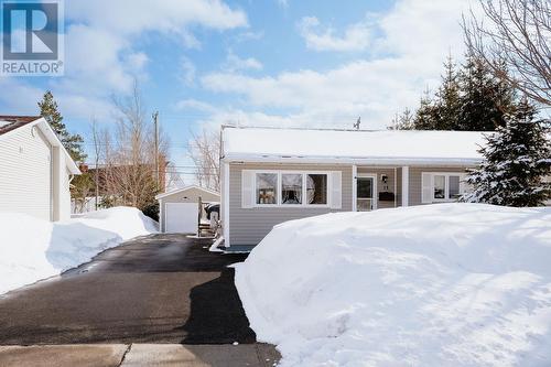 11 Bowes Street  Gander, NL A1V 1E5