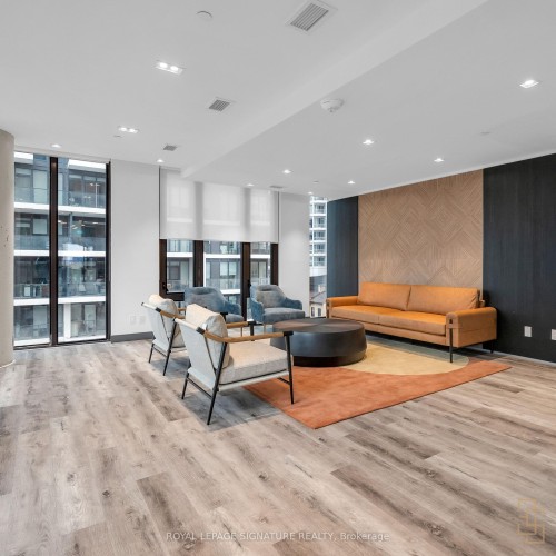 605-47 Mutual Street, Toronto, ON - Indoor