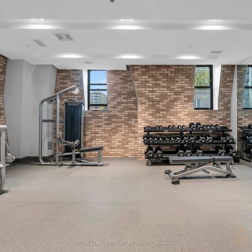 605-47 Mutual Street, Toronto, ON - Indoor Photo Showing Gym Room