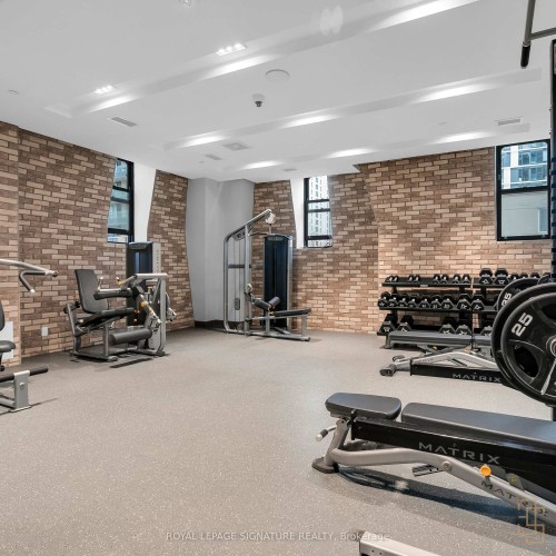 605-47 Mutual Street, Toronto, ON - Indoor