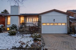 Upper-51 Chiefswood Square  Toronto, ON M1W 3A9