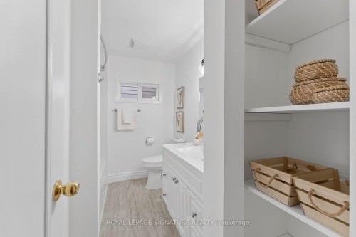 4046 Tea Garden Circle, Mississauga, ON - Indoor Photo Showing Bathroom