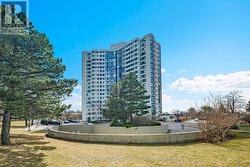206 - 1360 RATHBURN ROAD E  Mississauga, ON L4W 4H4