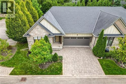 Welcome home to this beautiful end unit townhome - 1 Cedar Drive, St. Davids, ON - Outdoor