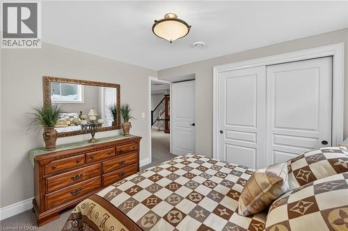 1 Cedar Drive, St. Davids, ON - Indoor Photo Showing Bedroom