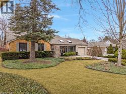 226 FORSYTH Drive  Waterloo, ON N2L 1A5