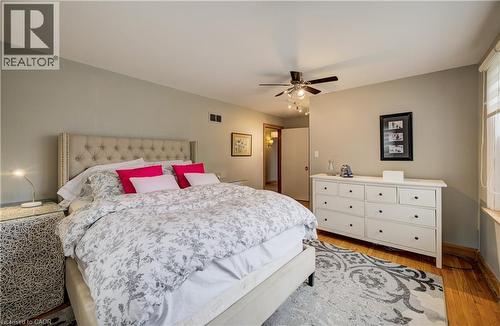 27 Lowrey Avenue S, Cambridge, ON - Indoor Photo Showing Bedroom