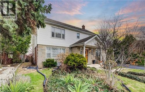 27 Lowrey Avenue S, Cambridge, ON - Outdoor