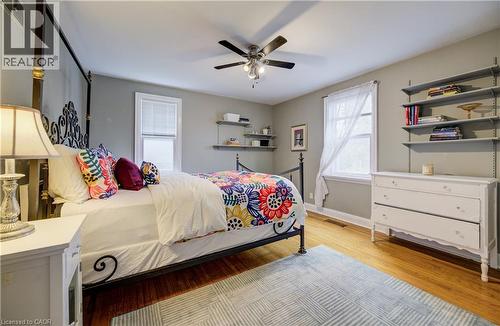 27 Lowrey Avenue S, Cambridge, ON - Indoor Photo Showing Bedroom