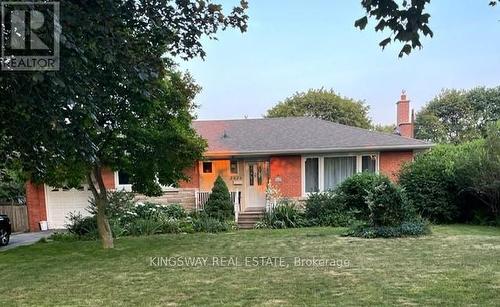 2026 REBECCA STREET  Oakville, ON L6L 2A2