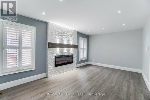 1136 Springwater Crescent, Mississauga, ON - Indoor Photo Showing Other Room With Fireplace