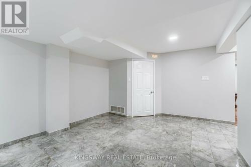 1136 Springwater Crescent, Mississauga, ON - Indoor