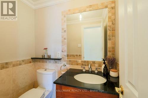 2429 Cliff Road, Mississauga, ON - Indoor Photo Showing Bathroom