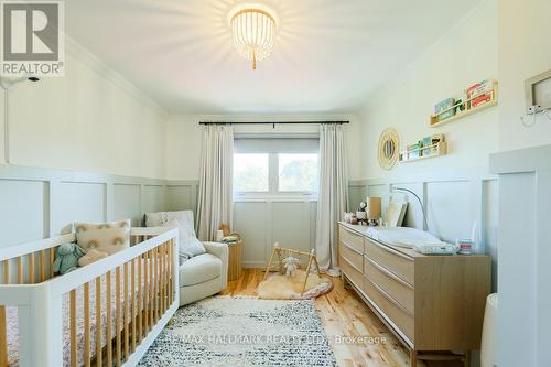 2429 Cliff Road, Mississauga, ON - Indoor Photo Showing Bedroom
