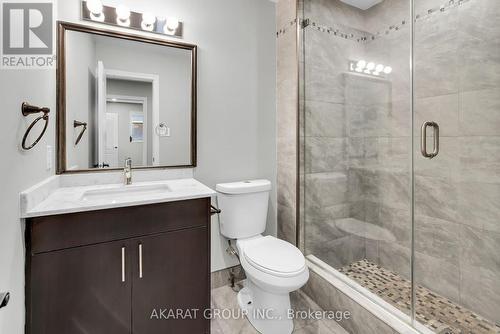 2365 Bankside Drive, Mississauga, ON - Indoor Photo Showing Bathroom