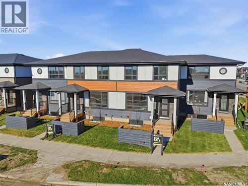 18 Taskamanwa Terrace, Saskatoon, SK - Outdoor