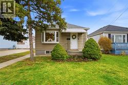 547 COCHRANE Road Hamilton, ON L8K 3H4