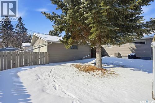 3A & 3B Bateman Crescent, Saskatoon, SK - Outdoor