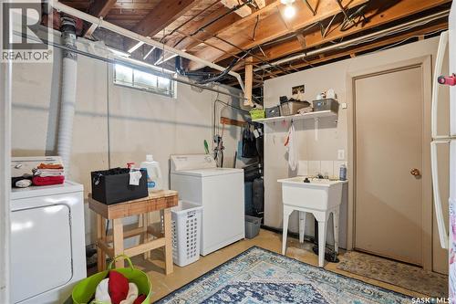 3A & 3B Bateman Crescent, Saskatoon, SK - Indoor Photo Showing Laundry Room
