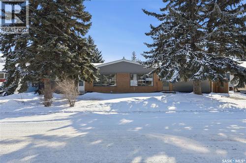 3A & 3B Bateman Crescent, Saskatoon, SK - Outdoor