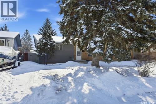 3A & 3B Bateman Crescent, Saskatoon, SK - Outdoor
