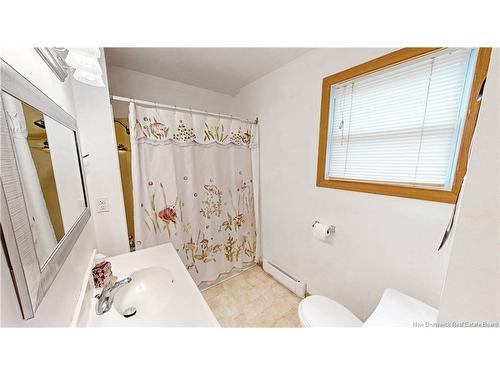 680 Hampton Rd, Quispamsis, NB 