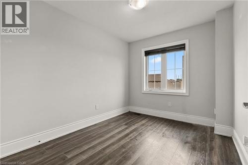 51 Sunset Way, Thorold, ON - Indoor Photo Showing Other Room