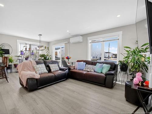 88 Macintosh Blvd, Moncton, NB 