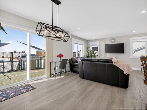 88 Macintosh Blvd, Moncton, NB 