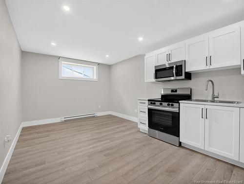 88 Macintosh Blvd, Moncton, NB 