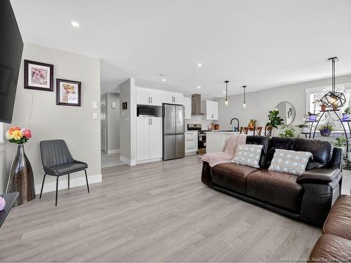 88 Macintosh Blvd, Moncton, NB 