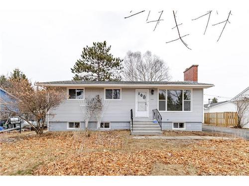 130 Mcadam Avenue, Fredericton, NB 