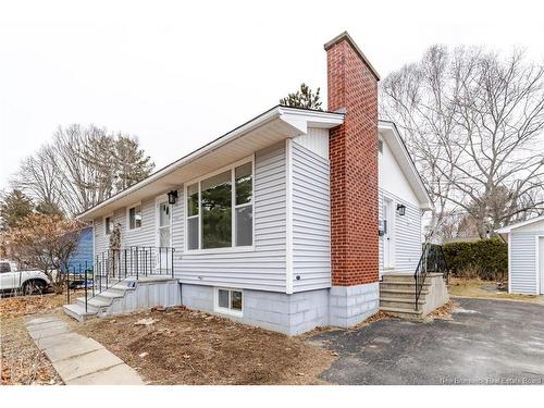 130 Mcadam Avenue, Fredericton, NB 