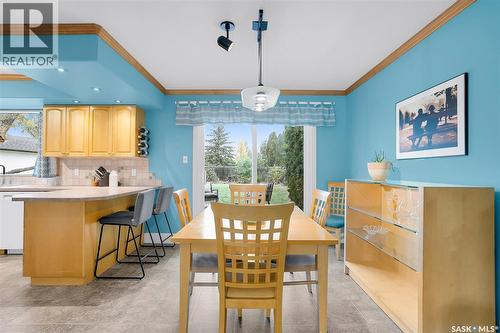 258 Assiniboine Drive, Saskatoon, SK - Indoor Photo Showing Dining Room