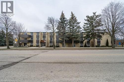 75 Hazelglen Drive Unit# 308, Kitchener, ON - Outdoor
