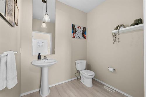83 Brookfield Crescent, Winnipeg, MB - Indoor Photo Showing Bathroom