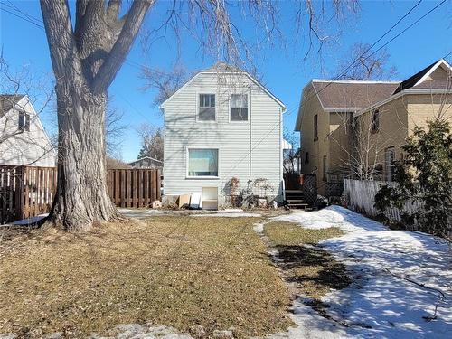 667 Countess Avenue E, Portage La Prairie, MB - Outdoor