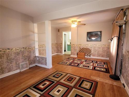 667 Countess Avenue E, Portage La Prairie, MB - Indoor Photo Showing Other Room