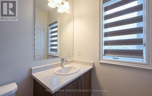55 Raspberry Ridge Avenue, Caledon, ON - Indoor Photo Showing Bathroom