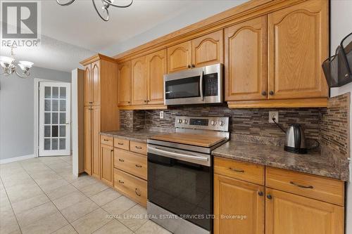 57 Elora Drive, Hamilton, ON - Indoor Photo Showing Kitchen