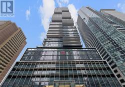 3708 - 55 CHARLES STREET E  Toronto, ON M4Y 0J1