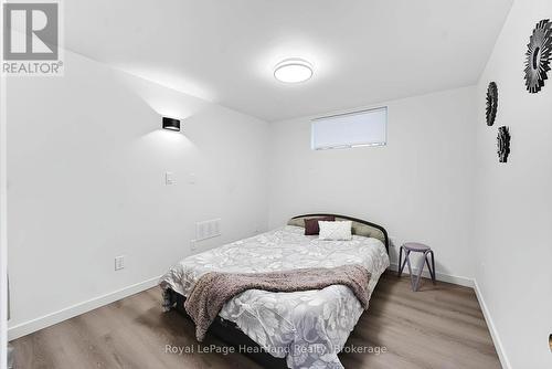 100 Arthur Street, Goderich (Goderich (Town)), ON - Indoor Photo Showing Bedroom