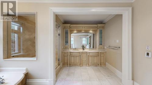 9 Fifeshire Road, Toronto, ON - Indoor Photo Showing Bathroom