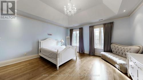 9 Fifeshire Road, Toronto, ON - Indoor Photo Showing Bedroom