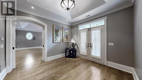 9 Fifeshire Road, Toronto, ON - Indoor Photo Showing Other Room