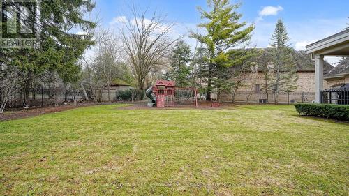 9 Fifeshire Road, Toronto, ON - Outdoor