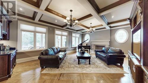 9 Fifeshire Road, Toronto, ON - Indoor