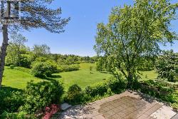 6 PENWOOD CRESCENT S  Toronto, ON M3B 2B9