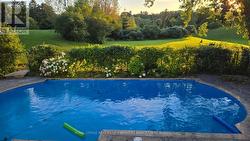 6 PENWOOD CRESCENT S Toronto, ON M3B 2B9