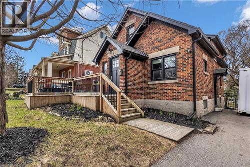 9 Dunbar Road S, Waterloo, ON - Outdoor